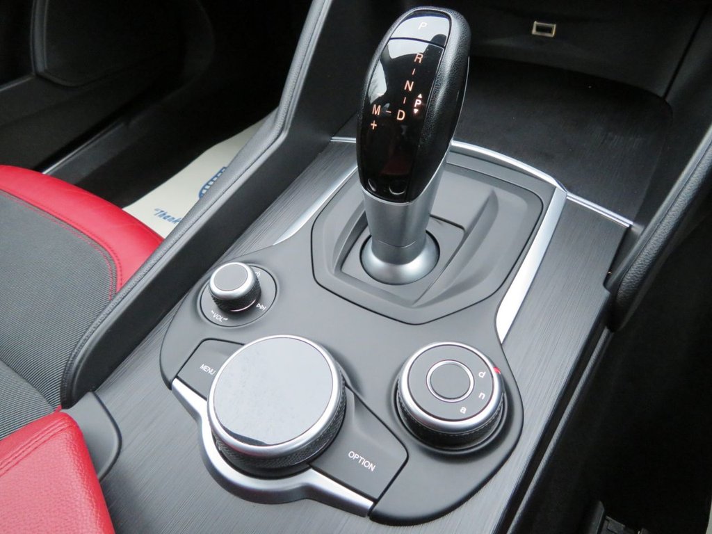 Used Alfa Romeo Giulia 2017 for sale - 78096128: Photo 31