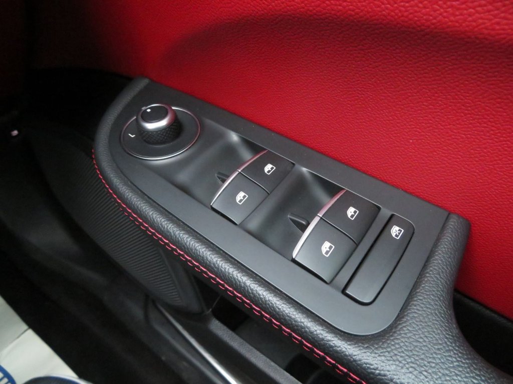 Used Alfa Romeo Giulia 2017 for sale - 78096128: Photo 34