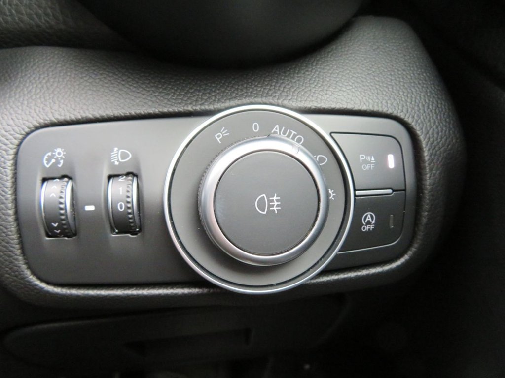 Used Alfa Romeo Giulia 2019 for sale - 77703745: Photo 28