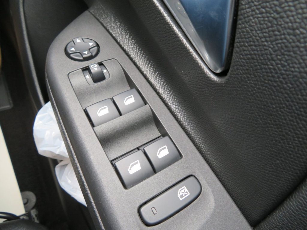 Used Vauxhall Corsa 2021 for sale - 77192931: Photo 44