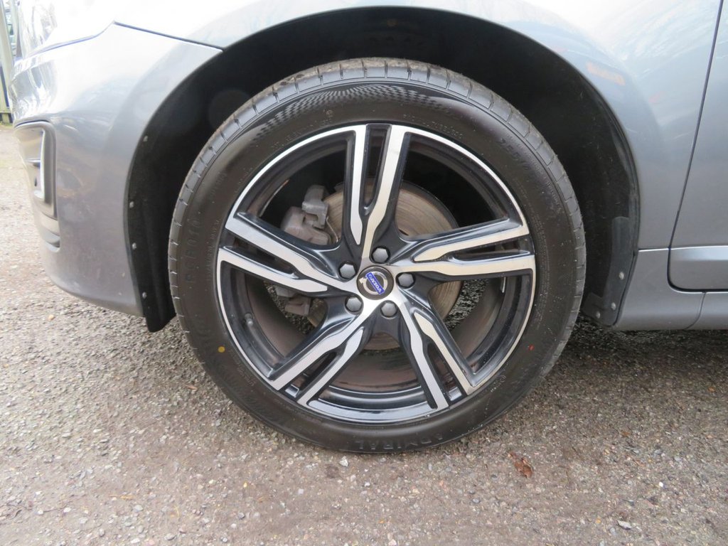 Used Volvo XC60 2017 for sale - 77583286: Photo 11