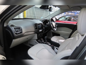 Used Jeep Compass 2020 for sale - 77681043: Photo