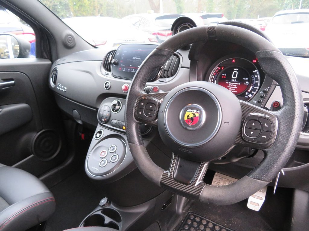 Used Abarth 695 2022 for sale - 77692529: Photo 11