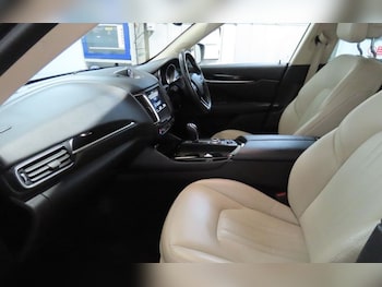 Used Maserati Levante 2018 for sale - 78331189: Photo