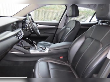 Used Alfa Romeo Stelvio 2018 for sale - 78582704: Photo