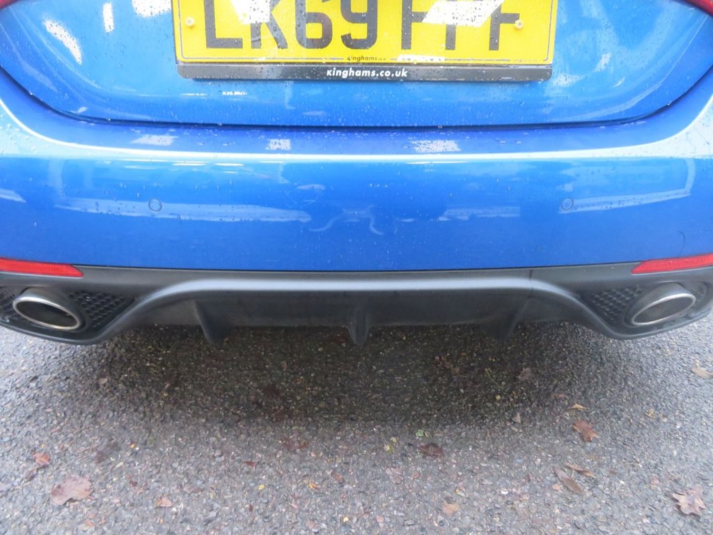 Used Alfa Romeo Giulia 2019 for sale - 77200335: Photo 15