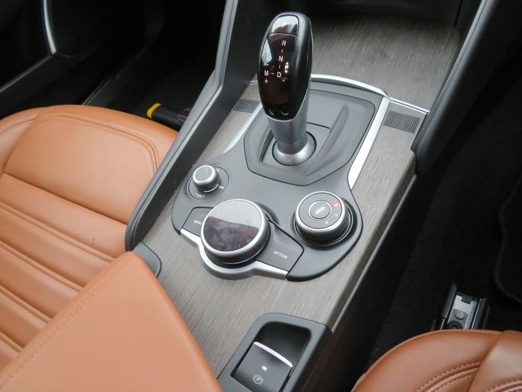 Used Alfa Romeo Giulia 2019 for sale - 77200335: Photo 22