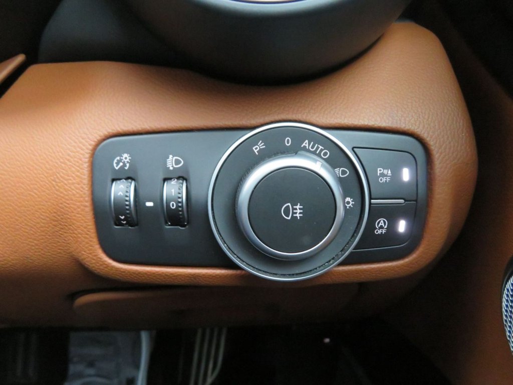 Used Alfa Romeo Giulia 2019 for sale - 77200335: Photo 41