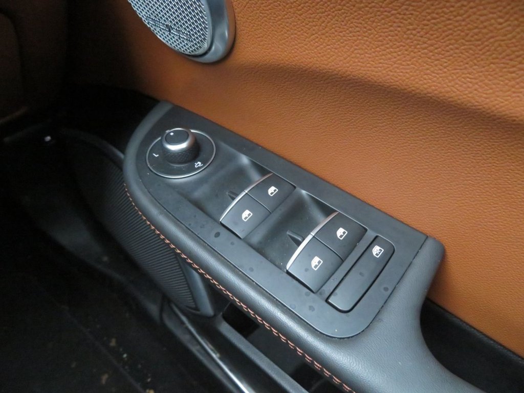 Used Alfa Romeo Giulia 2019 for sale - 77200335: Photo 43