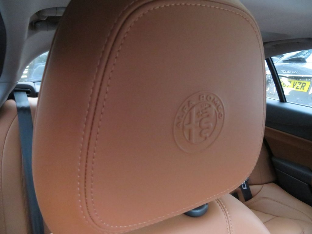 Used Alfa Romeo Giulia 2019 for sale - 77200335: Photo 46