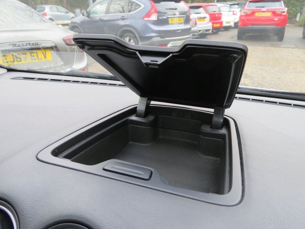 Used Ford S-Max 2011 for sale - 77499459: Photo 27