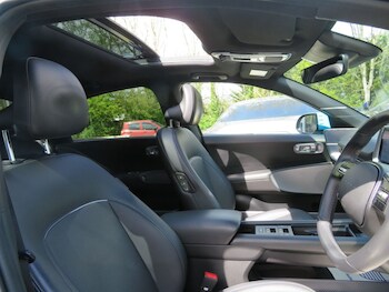 Used Hyundai IONIQ 6 2023 for sale - 78458011: Photo