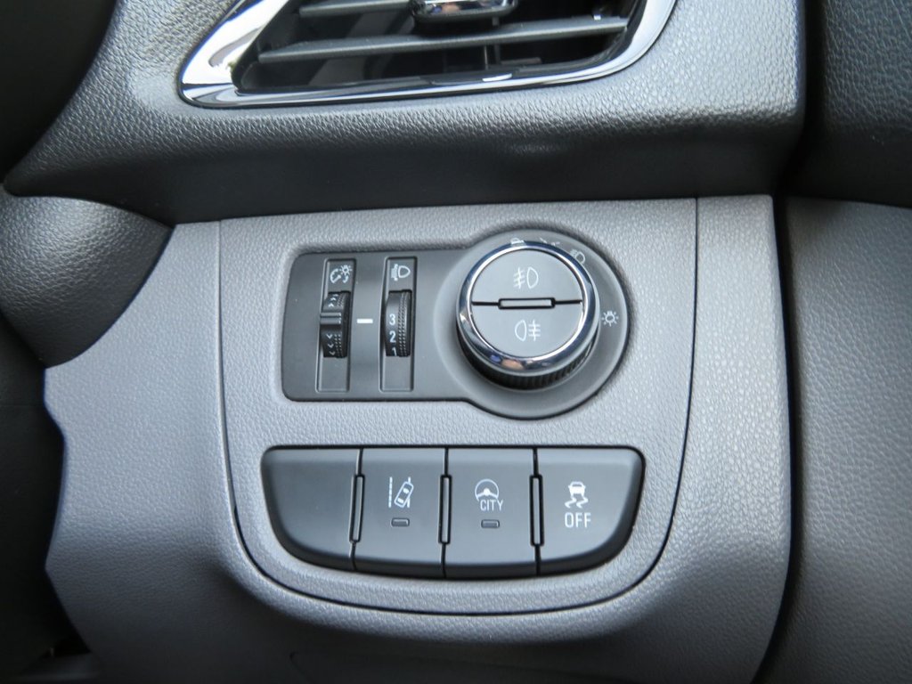 Used Vauxhall Viva 2016 for sale - 77192933: Photo 10