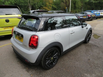 Used MINI Electric Hatch 2021 for sale - 79587266: Photo