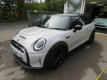 Used MINI Electric Hatch 2021 for sale - 79587266: Photo