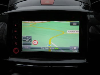 Used Mazda Mazda2 2014 for sale - 77654862: Photo