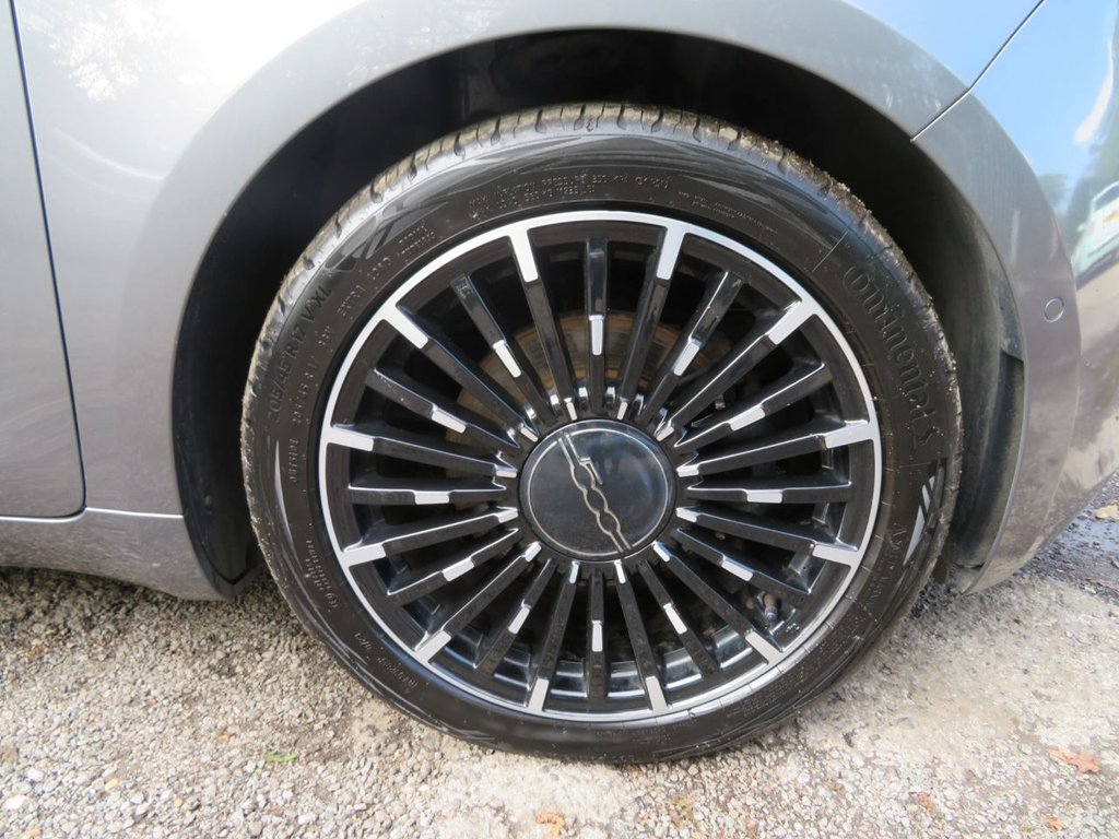 Used Fiat 500 2021 for sale - 77192934: Photo 31