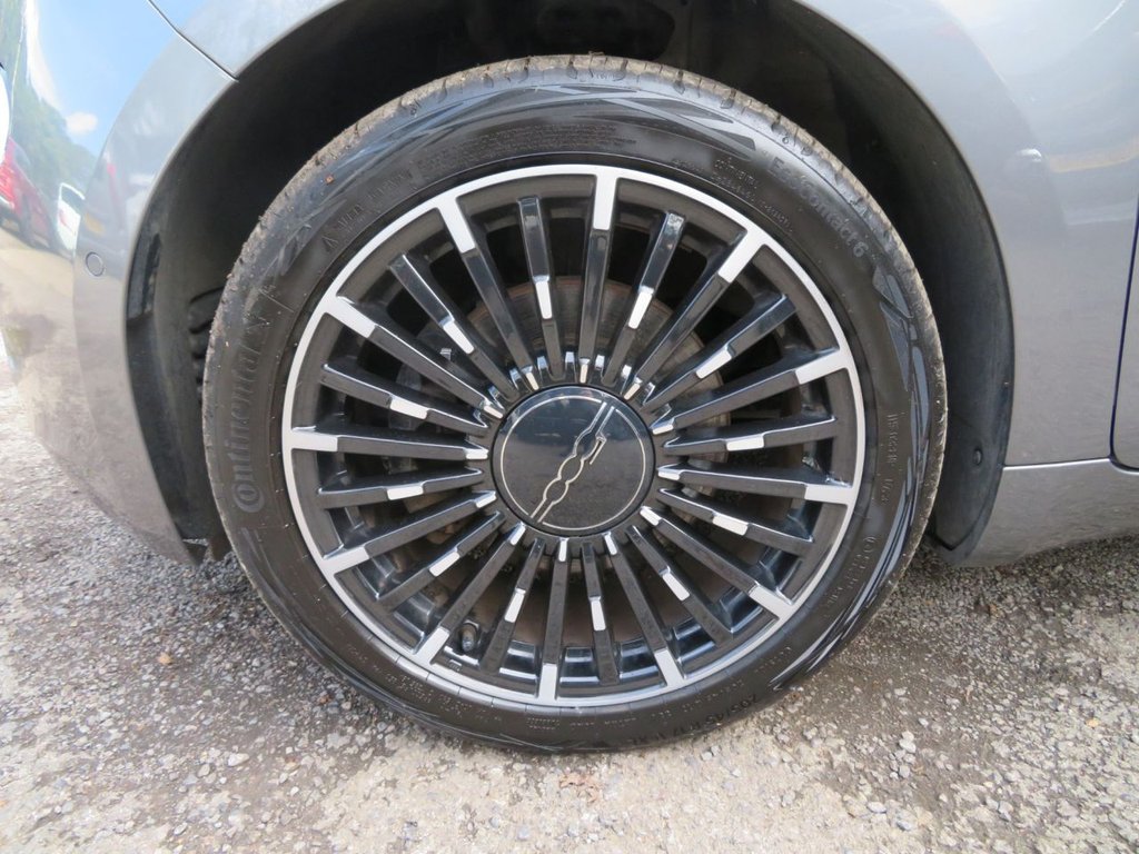 Used Fiat 500 2021 for sale - 77192934: Photo 5