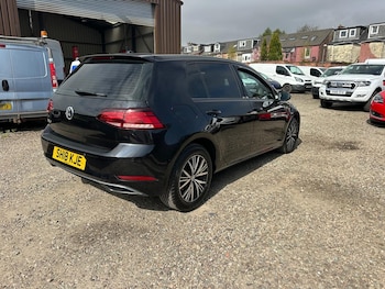 Used Volkswagen Golf 2018 for sale - 78384589: Photo