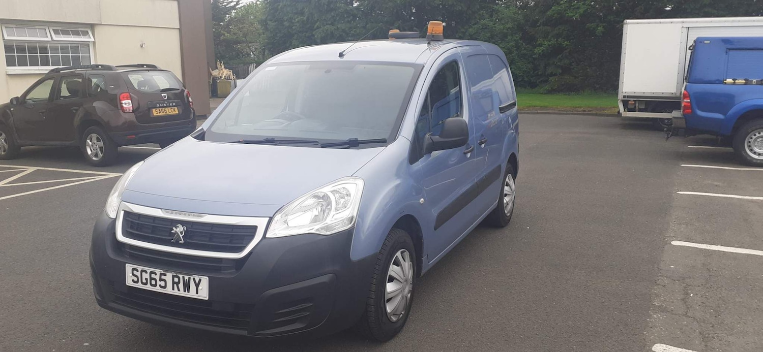 Used Peugeot Partner 2015 for sale - 76989806: Photo 2