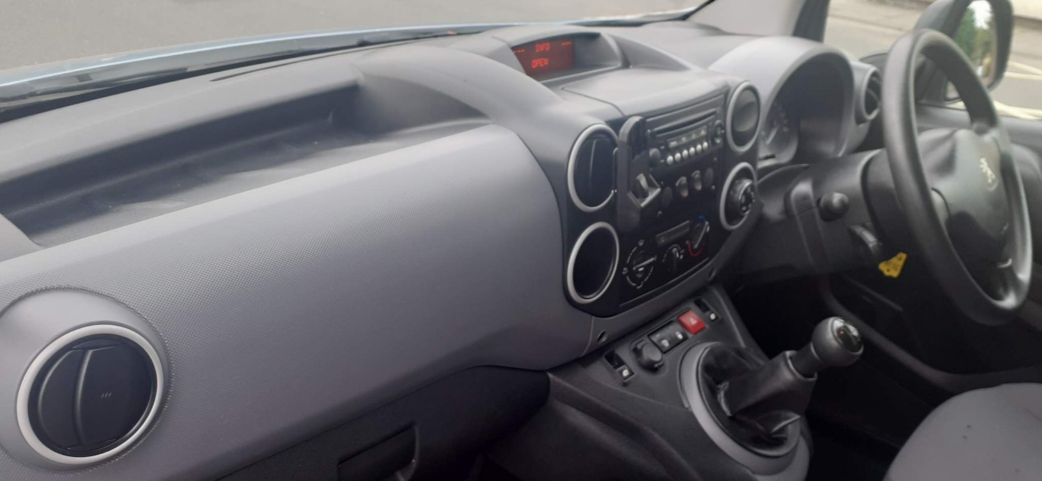 Used Peugeot Partner 2015 for sale - 76989806: Photo 7