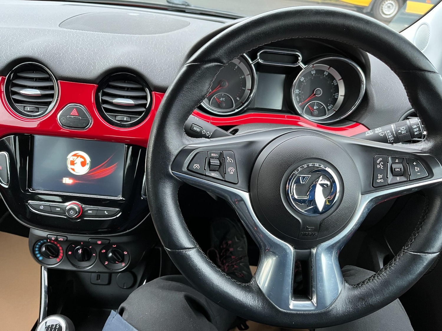 Used Vauxhall ADAM 2016 for sale - 77330604: Photo 4