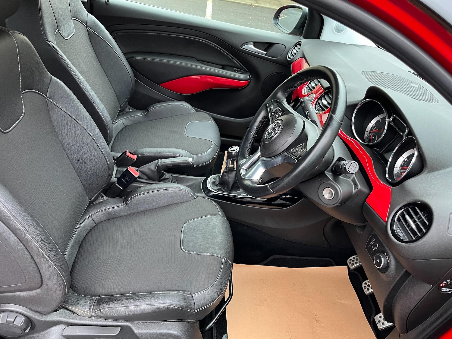 Used Vauxhall ADAM 2016 for sale - 77330604: Photo 5