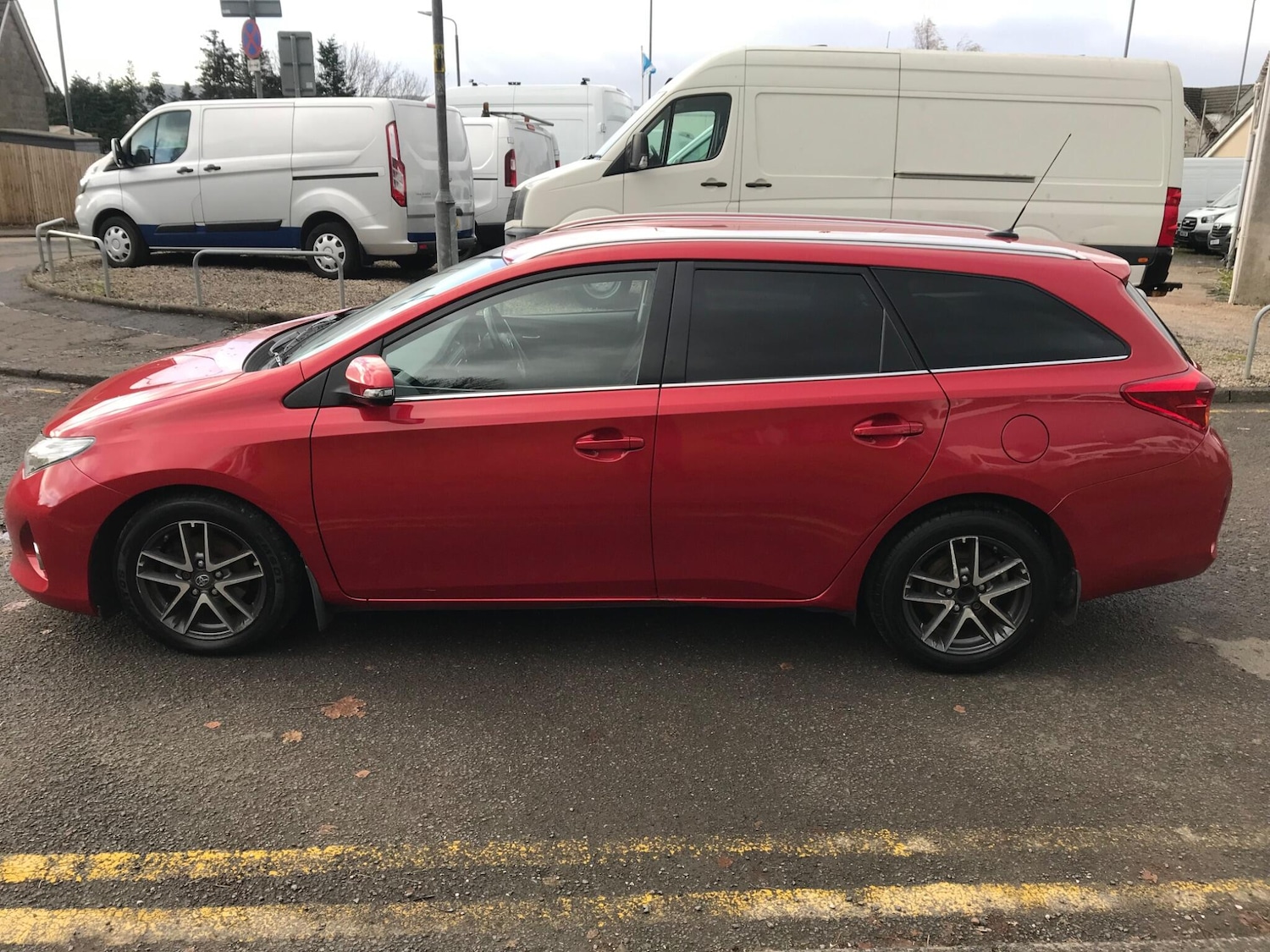 Used Toyota Auris 2015 for sale - 76398511: Photo 3