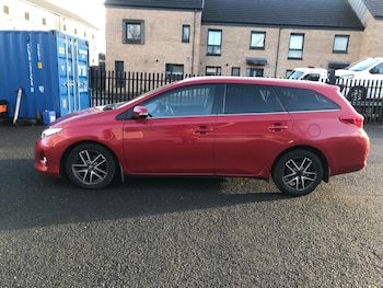 Used Toyota Auris 2015 for sale - 76398511: Photo