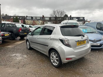 Used Toyota Yaris 2013 for sale - 78260327: Photo