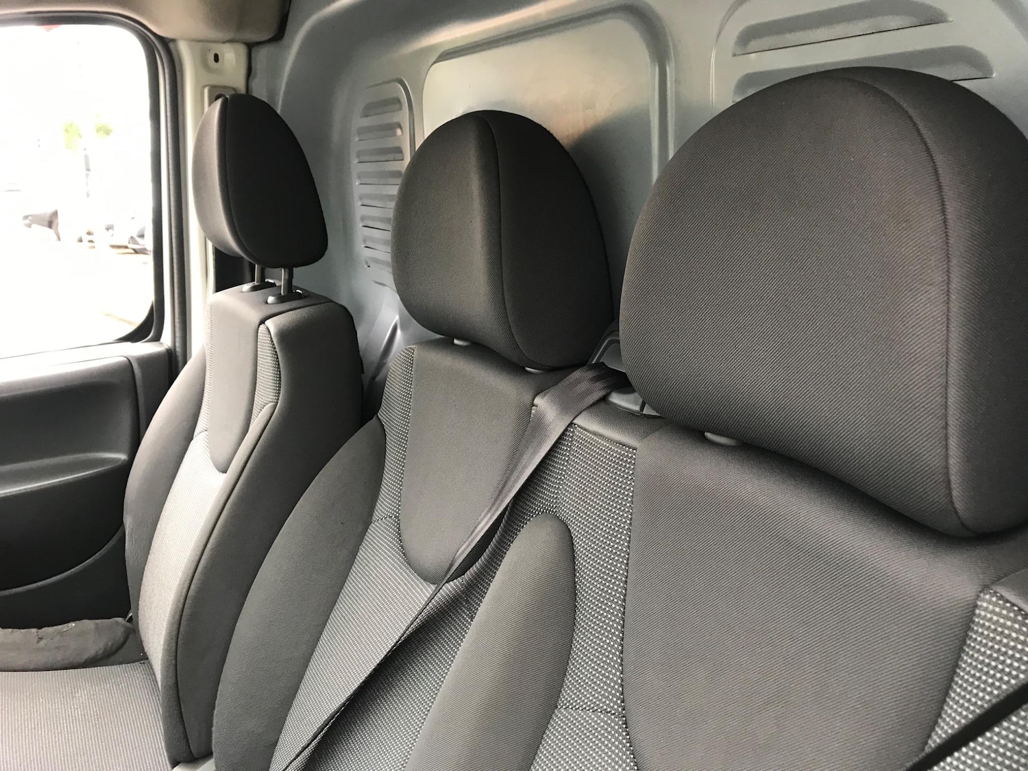 Used Peugeot Expert 2015 for sale - 76912820: Photo 12