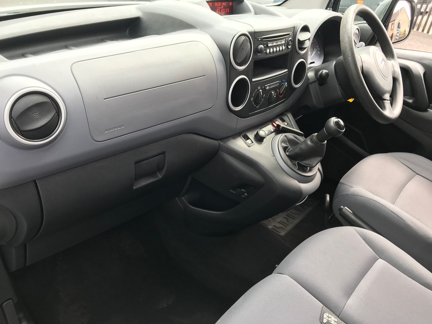 Used Citroen Berlingo 2014 for sale - 76801036: Photo 9