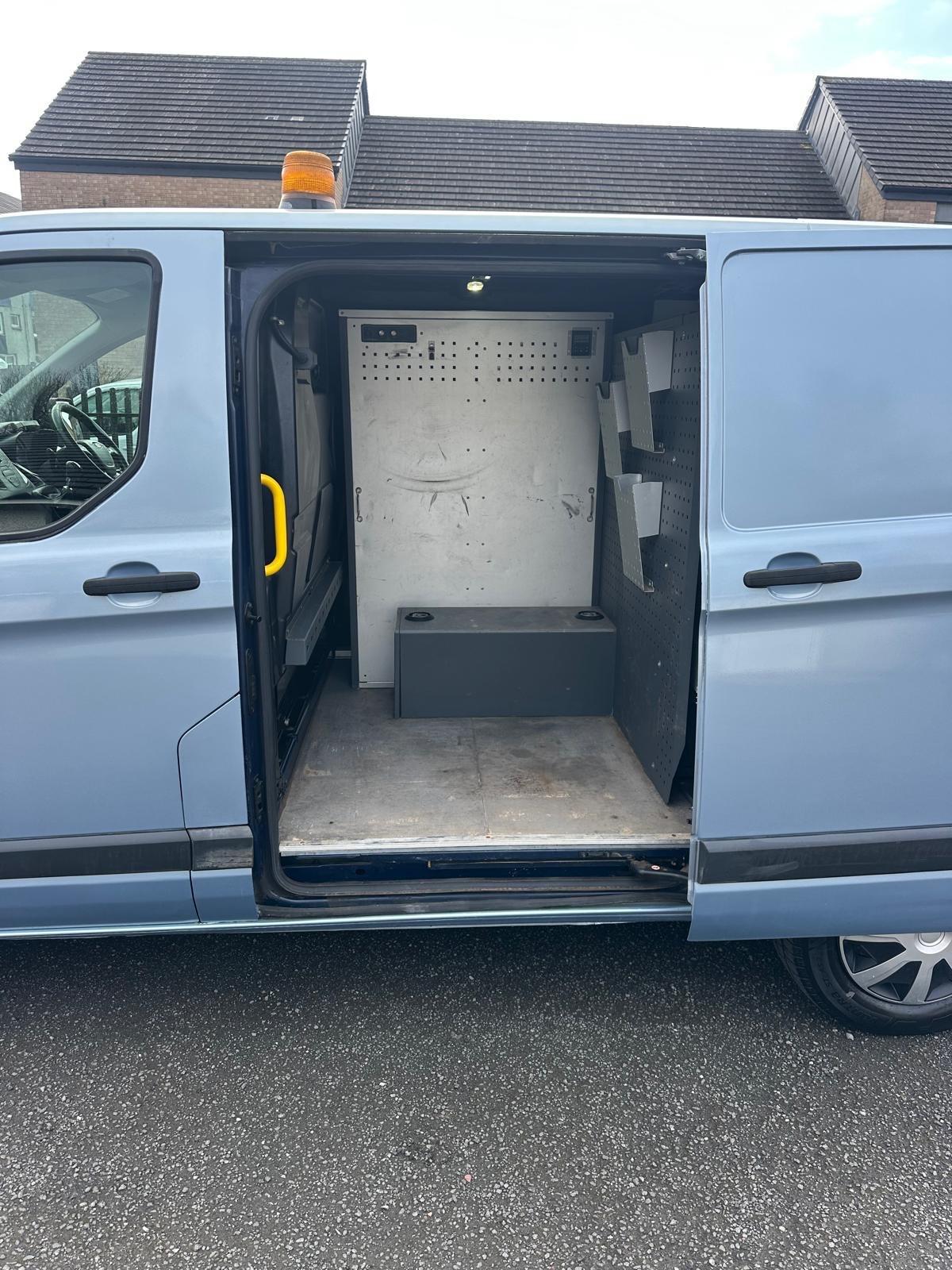 Used Ford Transit Custom 2016 for sale - 78171319: Photo 4