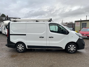 Used Vauxhall Vivaro 2018 for sale - 77658008: Photo