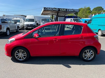 Used Toyota Yaris 2014 for sale - 75532599: Photo
