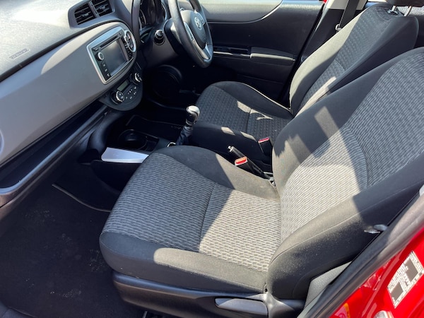 Used Toyota Yaris 2014 for sale - 75532599: Photo 8