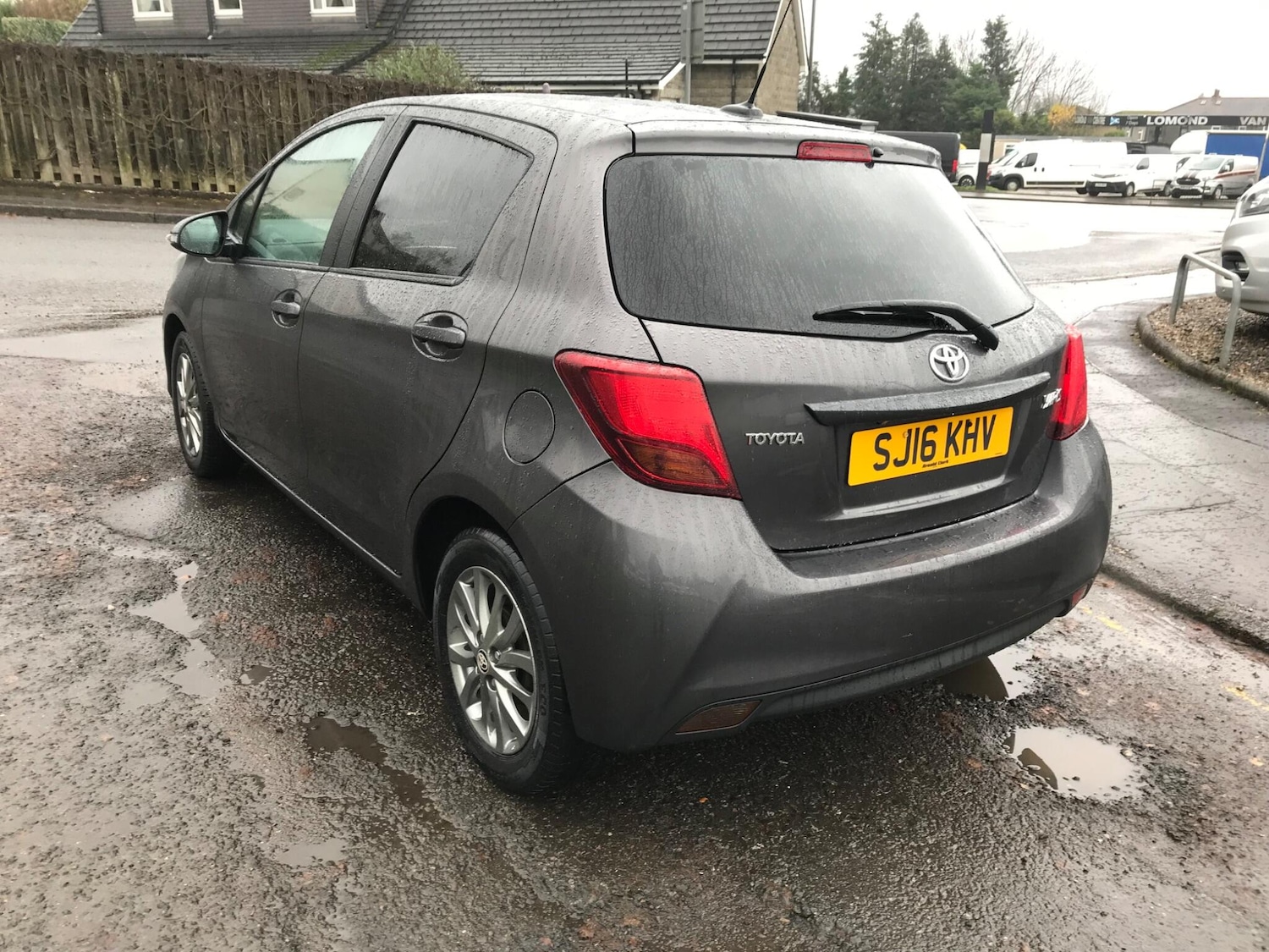 Used Toyota Yaris 2016 for sale - 76714743: Photo 8