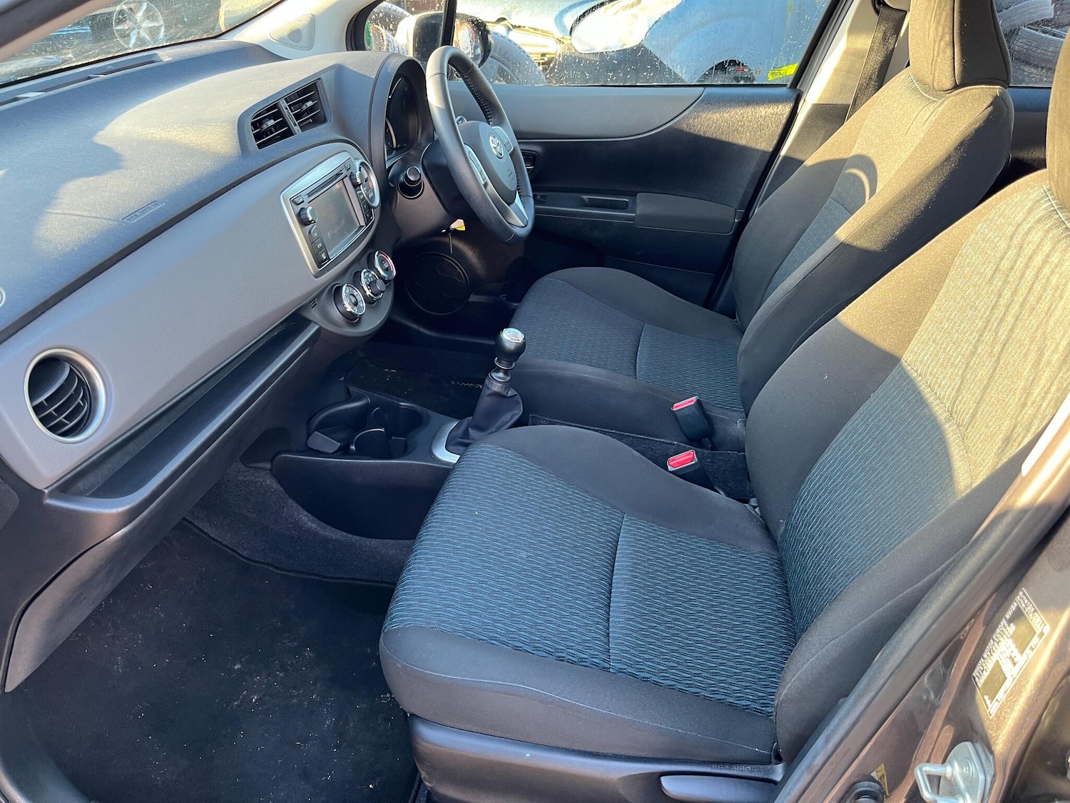 Used Toyota Yaris for sale - 77794348: Photo 8