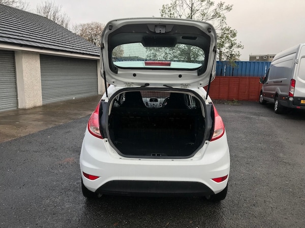 Used Ford Fiesta Van 2014 for sale - 74395221: Photo 8