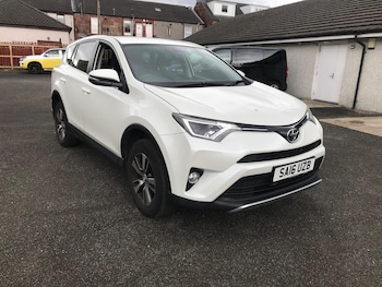 2016 (16) - 2.0 D-4D Business Edition Euro 6 (s/s) 5dr
