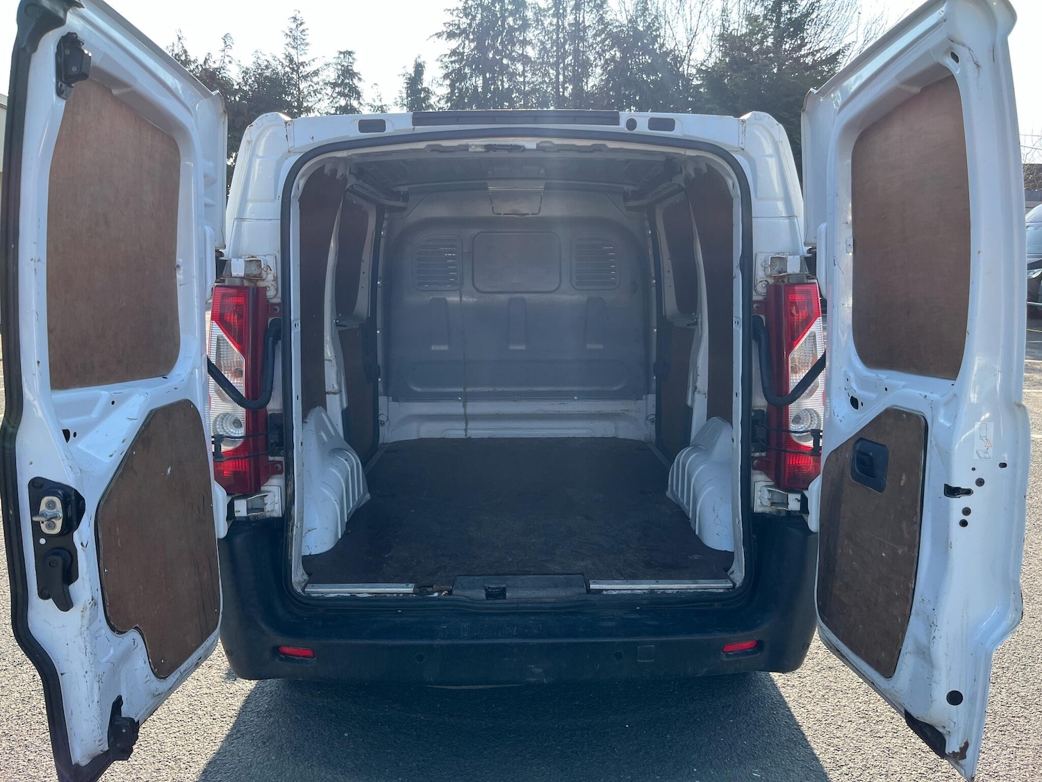 Used Peugeot Expert 2015 for sale - 77969804: Photo 4