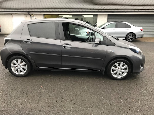 Used Toyota Yaris 2012 for sale - 76152969: Photo 3