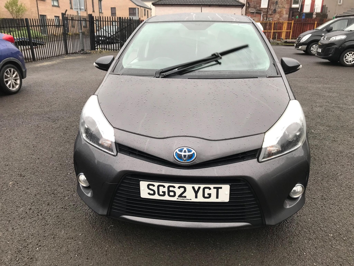 Used Toyota Yaris 2012 for sale - 76152969: Photo 5