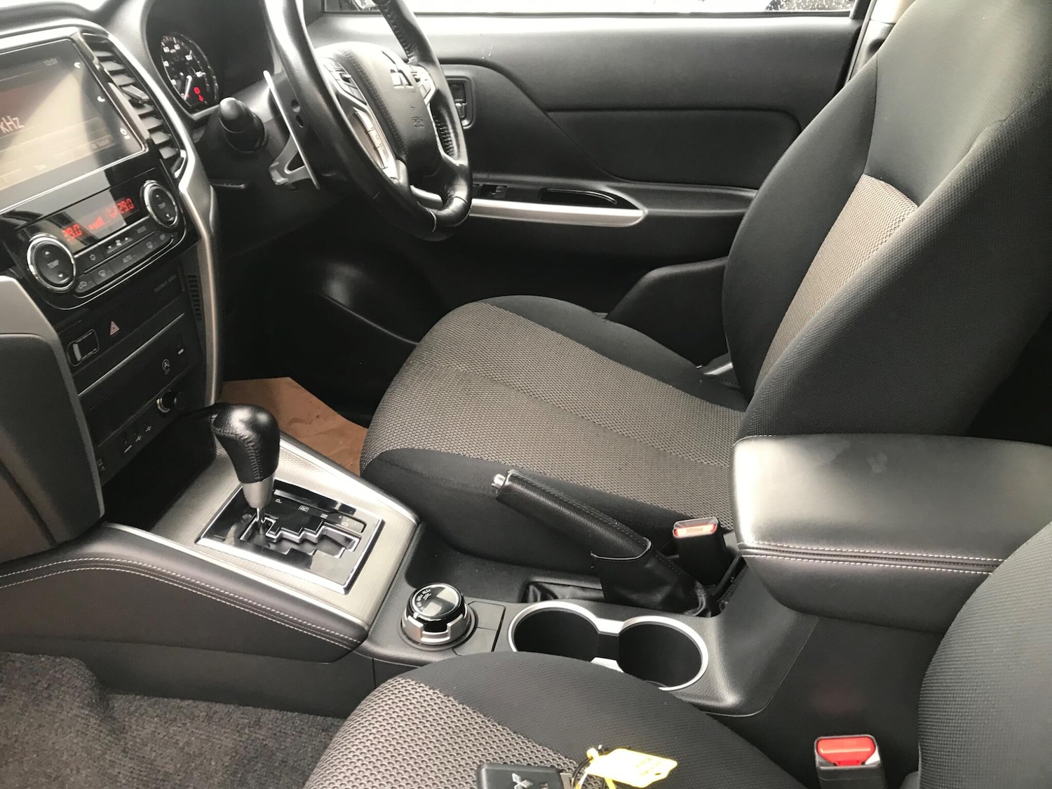 Used Mitsubishi L200 2020 for sale - 77015857: Photo 11