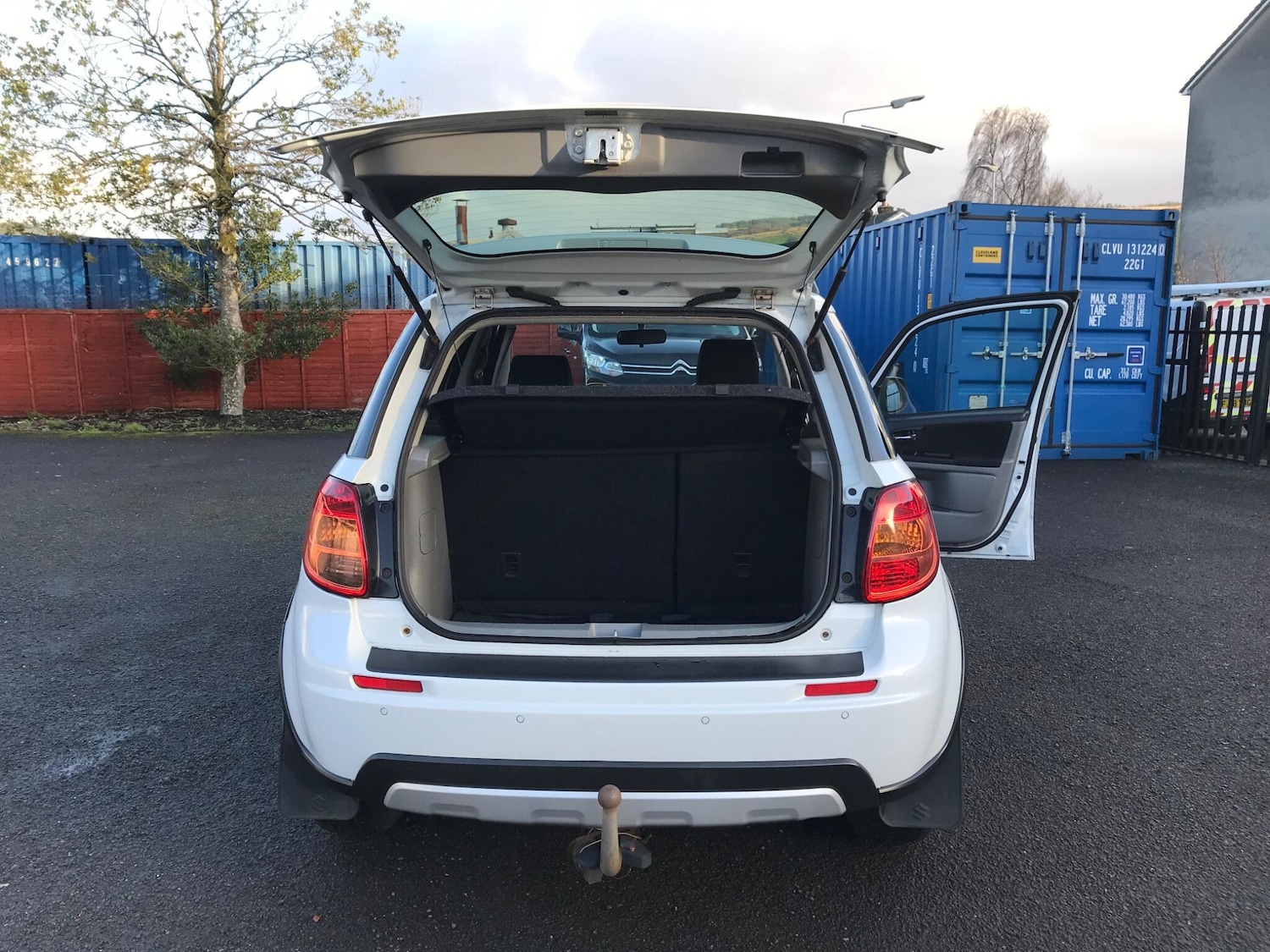 Used Suzuki SX4 2011 for sale - 76780726: Photo 9