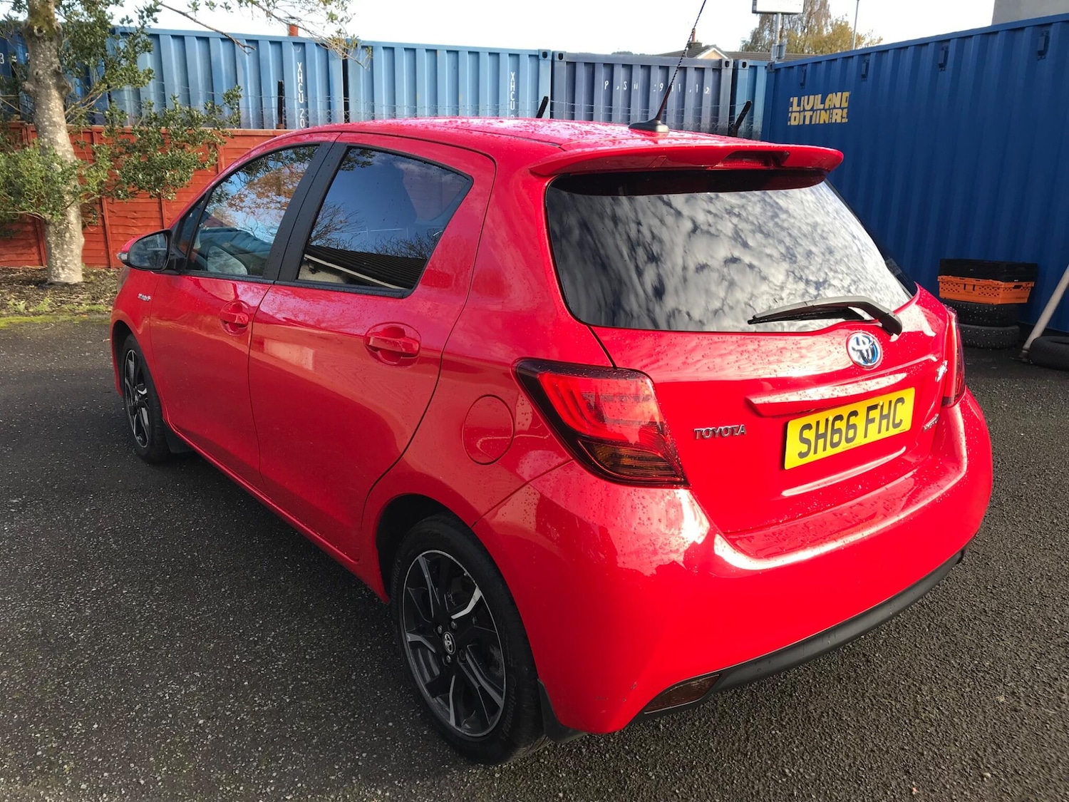 Used Toyota Yaris 2016 for sale - 76377571: Photo 8