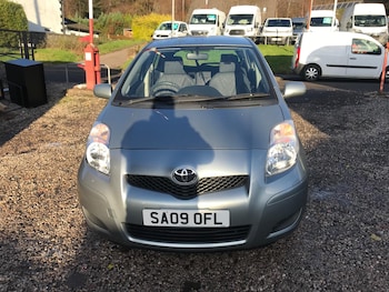 Used Toyota Yaris 2009 for sale - 76644761: Photo