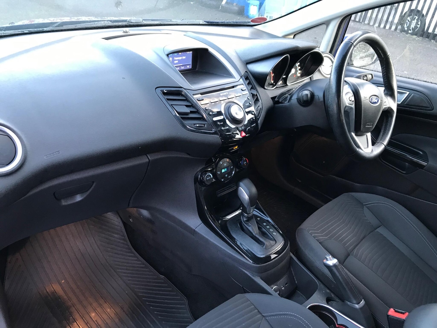 Used Ford Fiesta 2014 for sale - 76964841: Photo 9