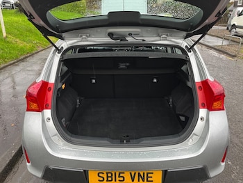 Used Toyota Auris 2015 for sale - 76572920: Photo