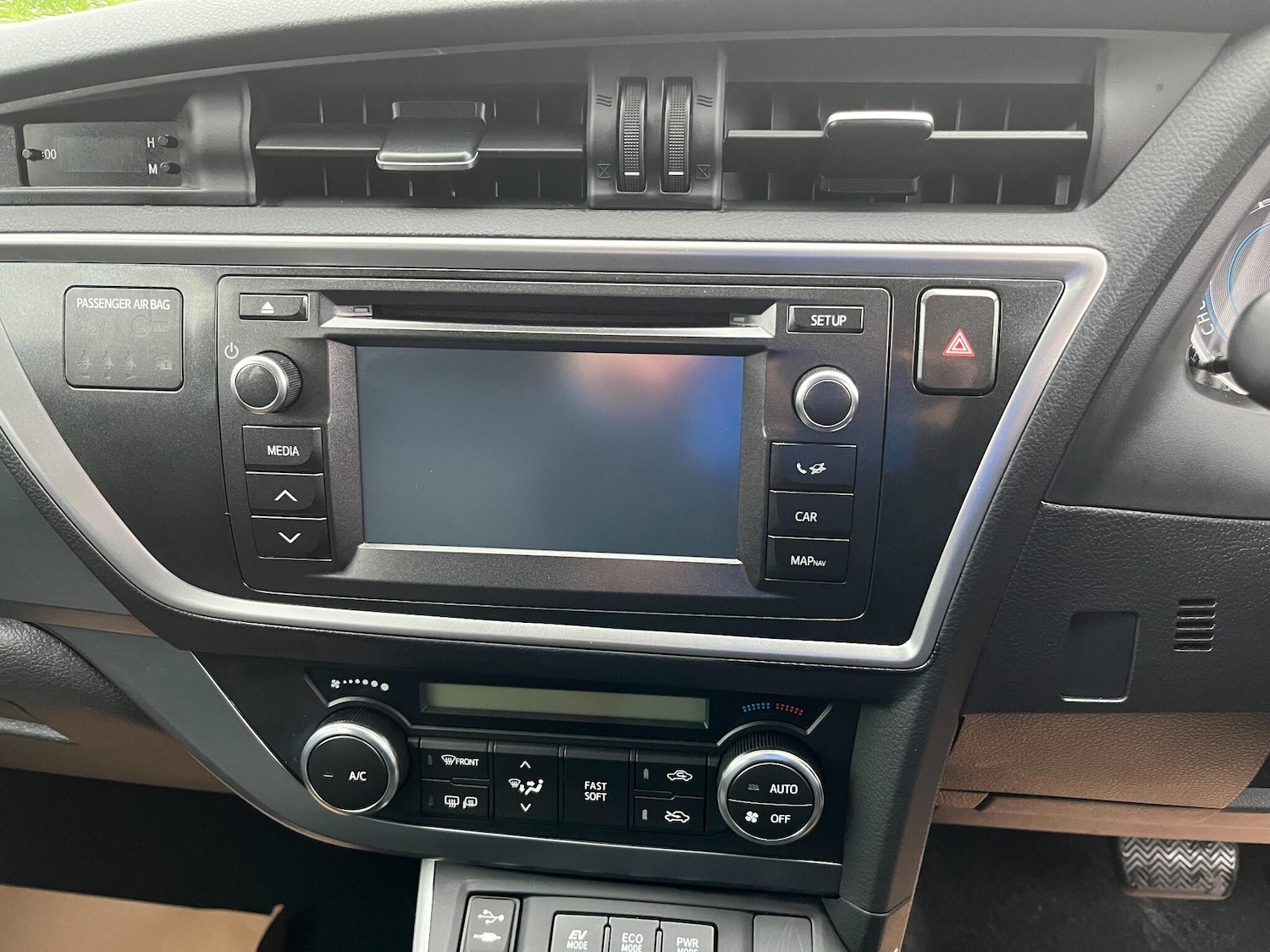 Used Toyota Auris 2015 for sale - 76572920: Photo 8